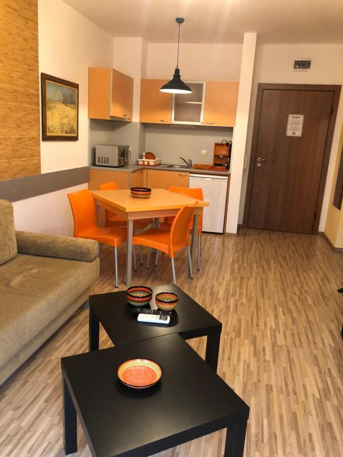 Fantasy Apartment 15 Комплекс Фантазия, Хисаря ภายนอก รูปภาพ